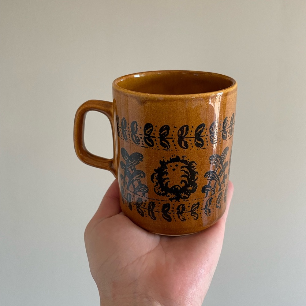Vintage Romanian print mug - Picture 2 of 5